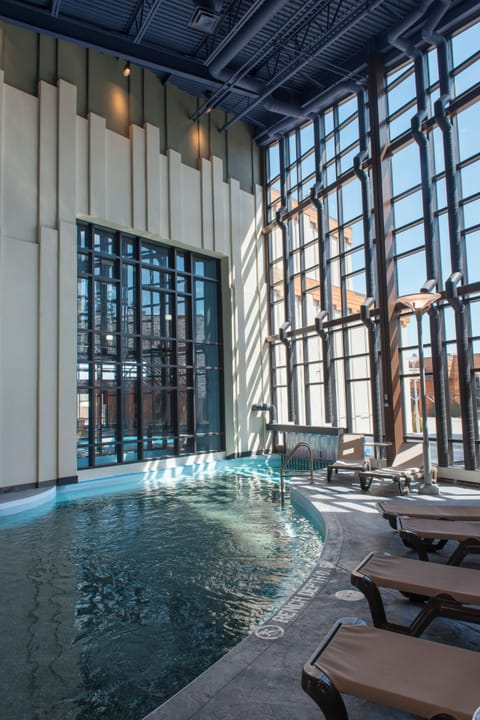 2 indoor pools