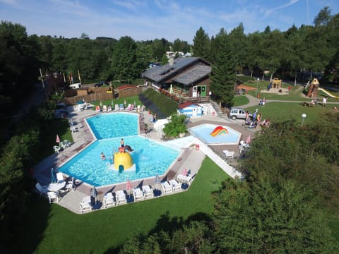 Mobile Home | Pool | Outdoor pool