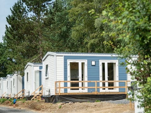 Mobile Home | Exterior