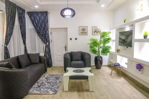Economy Apartment, Balcony, City View | Living area