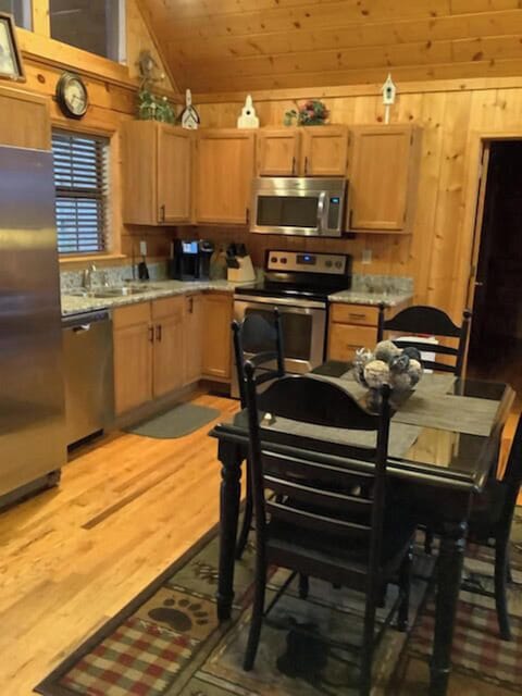 House, Multiple Beds, Patio, Mountain View (American Spirit) | Private kitchen
