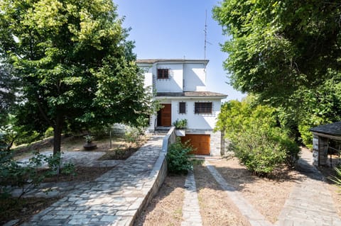 Villa | 5 bedrooms, desk, soundproofing