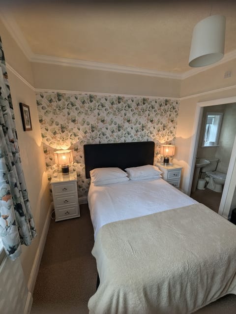 Standard Double Room, Ensuite (Rhuddlan) | 1 bedroom