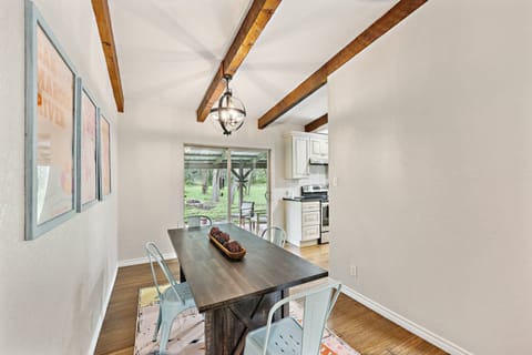 House, 3 Bedrooms | Dining
