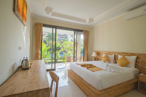 Deluxe Double Room, Balcony, Garden View | Free WiFi