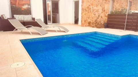 Chalet | Pool | Indoor pool, outdoor pool