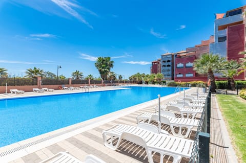 Apartment | Pool | Outdoor pool