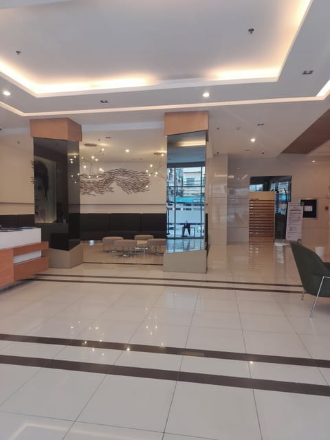 Condo, 1 Bedroom, Private Pool, City View | Lobby