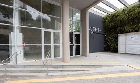 Basic Studio | Exterior detail