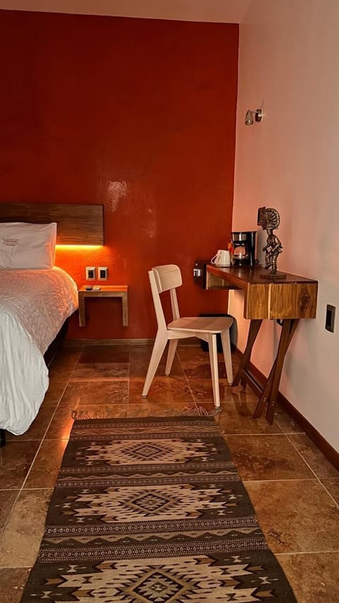 Double Room | In-room safe, laptop workspace, free WiFi