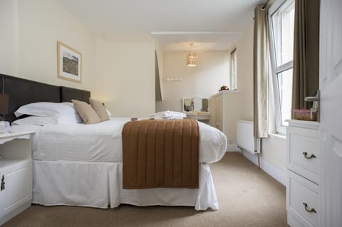 Standard Double or Twin Room | Iron/ironing board, free WiFi, bed sheets