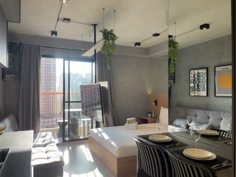 Studio | Blackout drapes, iron/ironing board, free WiFi