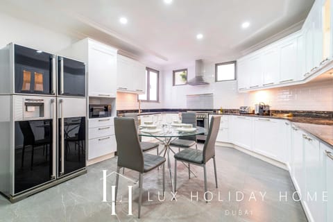 Villa, Patio, Sea View | Private kitchen | Electric kettle, toaster