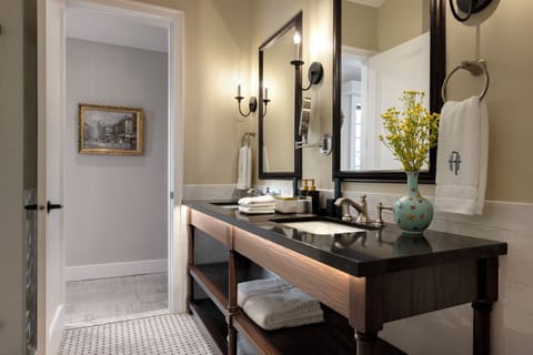 Signature Room, Partial Ocean View | Bathroom | Rainfall showerhead, hair dryer, bathrobes, slippers