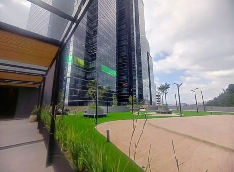 Executive Apartment | Property grounds