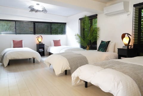 House, 2 Bedrooms, Kitchen, Partial Ocean View | Cribs (free), WiFi (free), bed sheets