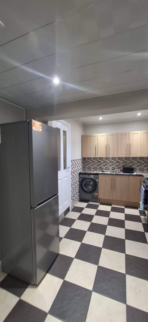 House, 3 Bedrooms | Interior