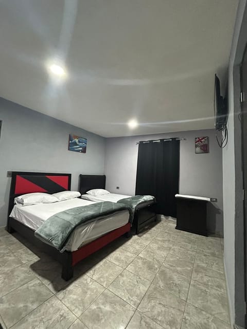 Comfort Triple Room | Desk, laptop workspace, free WiFi