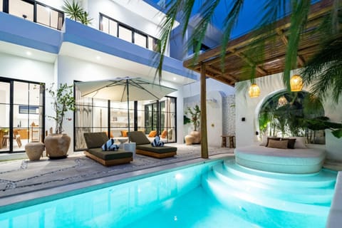 Basic Villa | Pool | Outdoor pool