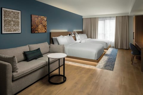 Studio, Multiple Beds | Premium bedding, down comforters, pillowtop beds, in-room safe