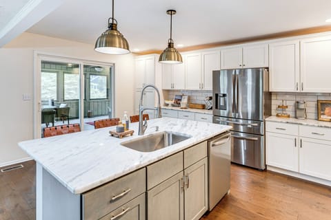 House (5 Bedrooms) | Interior