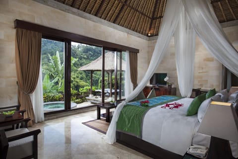 Royal Spa Villa | 1 bedroom, free minibar items, in-room safe, individually decorated