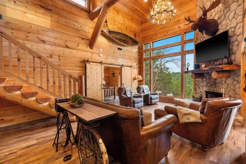 Cabin, Multiple Beds, Hot Tub, Mountain View (Buffalo Lodge) | Living area | 42-inch flat-screen TV with digital channels, fireplace