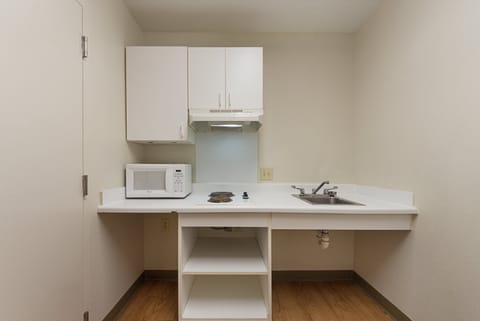 Standard Studio, 1 Queen Bed, Accessible, Non Smoking | Private kitchenette | Fridge, microwave, stovetop, dining tables