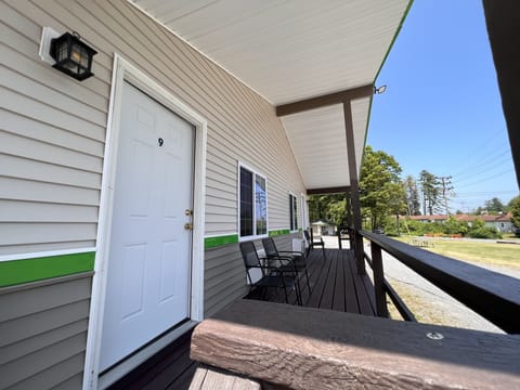 Family Studio Suite | Free WiFi, bed sheets