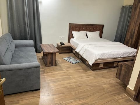 Standard Room | In-room safe, blackout drapes, free WiFi