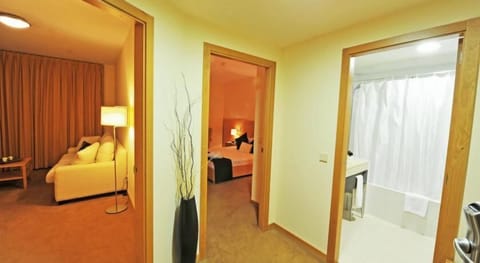 Minibar, in-room safe, desk, blackout drapes