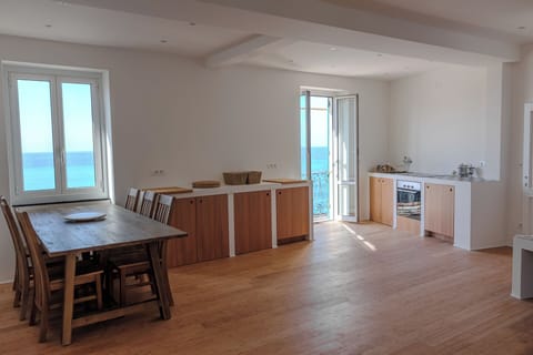 Apartment, Balcony, Sea View | Private kitchen | Fridge, oven, stovetop, dishwasher