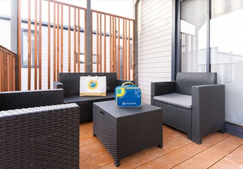 Mobile Home | Balcony