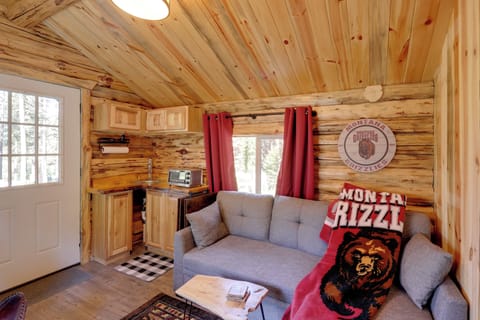 House (1 Bedroom) | Interior