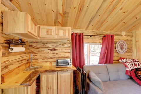 House (1 Bedroom) | Interior