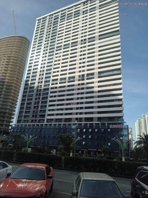 Apartment, 2 Bedrooms, Accessible, Smoking | Exterior