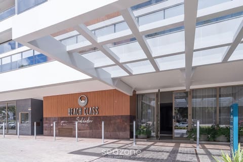 Basic Apartment | Exterior