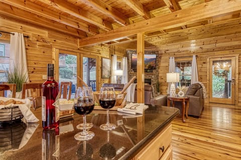 House, Accessible | 5 bedrooms, desk, high-speed internet