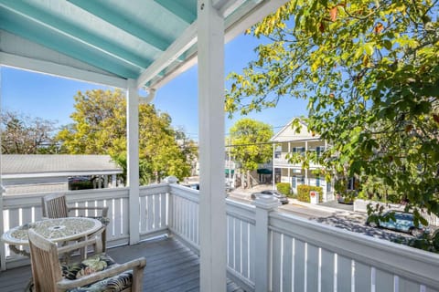 House | Terrace/patio