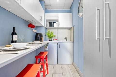 Apartment (0 Bedroom) | Interior