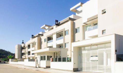 Basic Apartment | Exterior
