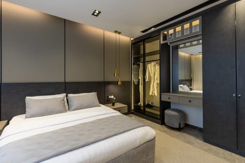 Apartment (1 Bedroom)