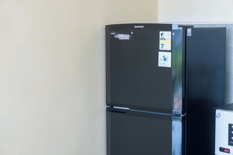 Deluxe Villa | Mini-refrigerator