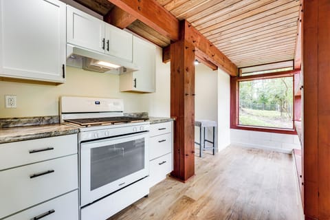 House (1 Bedroom) | Interior