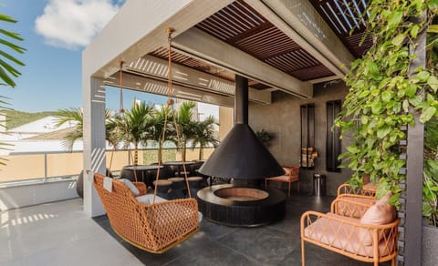 Basic Apartment | Terrace/patio