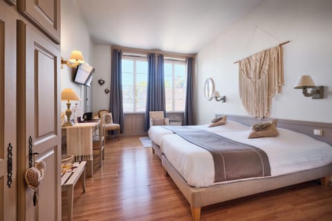 Superior Double or Twin Room | Premium bedding, desk, blackout drapes, soundproofing