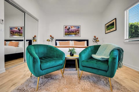 House, Multiple Beds, Pool Access, Pool View (Via Escuela 2) | Individually decorated, individually furnished, bed sheets