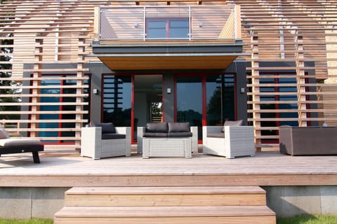 House | Balcony