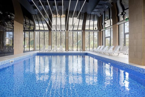 Apartment | Pool | Indoor pool, outdoor pool