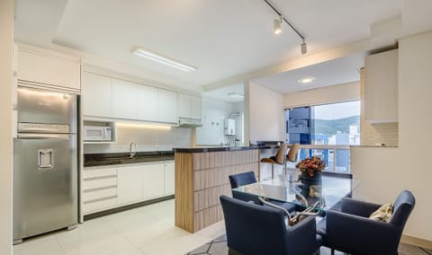 Basic Apartment | Private kitchen